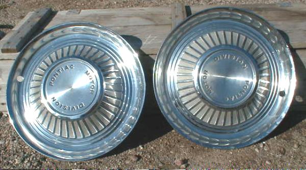 Set of 2 Hub Caps for Older PONTIAC