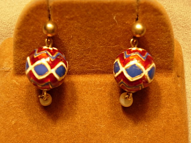 Charming Victorian Yellow Gold Enamel Pearl