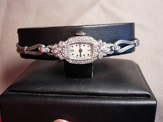 Pretty Circa 1930 Lady's Diamond and White Gold