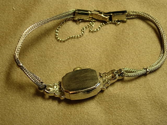 Pretty Circa 1930 Lady's Diamond and White Gold