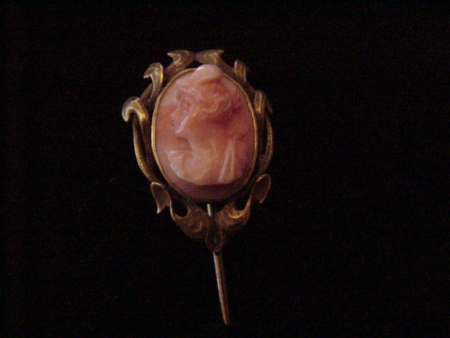 Art Nouveau Coral Cameo and Yellow Gold