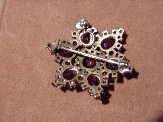 Victorian Bohemian Garnet Brooch