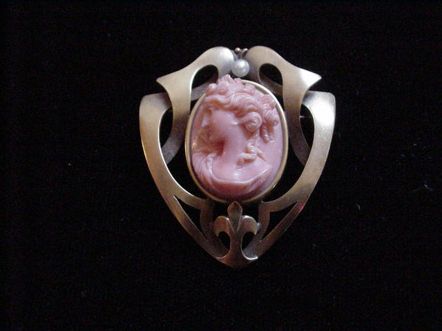 Art Nouveau Circa 1900 Coral Cameo