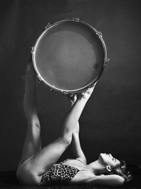 Gerald Ratto: Girl With Drum