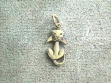 Cute Beau S/S Cat Pendant or charm w/loop