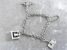 Tourist Pennsylvania Bracelet 3 Charms Signed Safety Chain