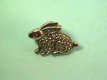 Marcasite Rabbit Pin,Bunny,Vintage,Cute!