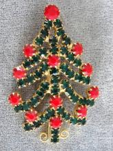 Christmas Tree Pin Red Green Rhinestones Prong Set Vintage