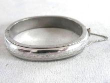 Etched Silver Tone Bangle Bracelet Hinged Locking Safety Chain Beautiful