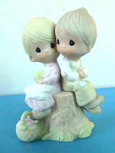 Precious Moments LOVE ONE ANOTHER 1978 MIB