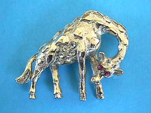 Silver Giraffe Pin Amethyst Eyes R/S Belly Vintage Nice