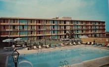 Holiday Inn Santa Maria Calif. Post Card.