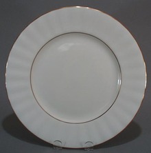Gorham Grand Manor Gold Dinner Plate.