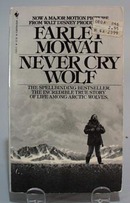 Farley Mowat, Never cry Wolf paperback book