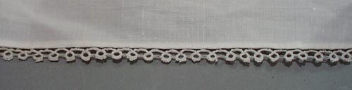 Tatted White Dresser Scarf