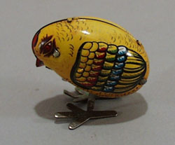 Pr of newer windups cat and chicken