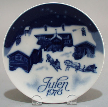 Porscrund 1978 Christmas Plate, Norway called Christmas Eve