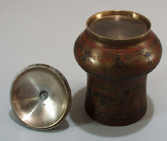 Covered etch and ink Jar from India