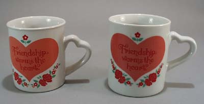 Friendship Warms the Heart Pr Mugs,