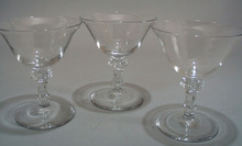 Set of 3 sherbet / champaign glases, with unique cog