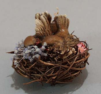 Enesco Lovebirds in Rattan Nest,