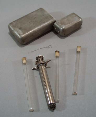 Lighter type Doctors medicine container.
