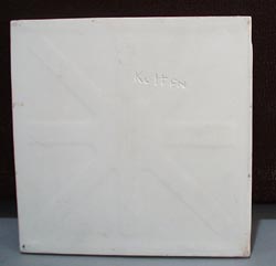 Kolten Clown Tile Tea Trivit.