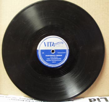 Vitacoustic 78rpm Harmonica Boogie by the Harmonicats