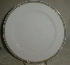 Noritake Dinner Plate, Mint condition