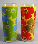 Pr 1940's Drinking glass bright flowers