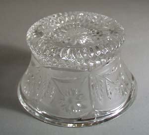 Daisy glass dish
