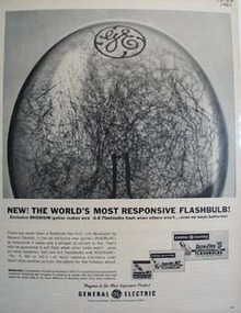 General Electric Flashbulbs Worlds Most Responsive Ad 1961