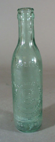 Splits old bottle, marked Splits Chicago Consolidated Bottling Co