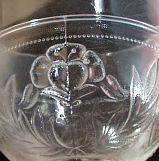 3 Mold Glass with heart shaped flower and leaves stemware