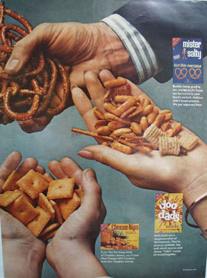 Nabisco Misty Salty Pretzels Fie Grabbers Ad 1968