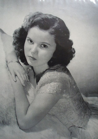Shirley Temple Poses Glamour Portraits 1942