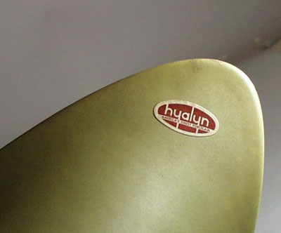 Hyalyn Americas finest porcelain bannana dish