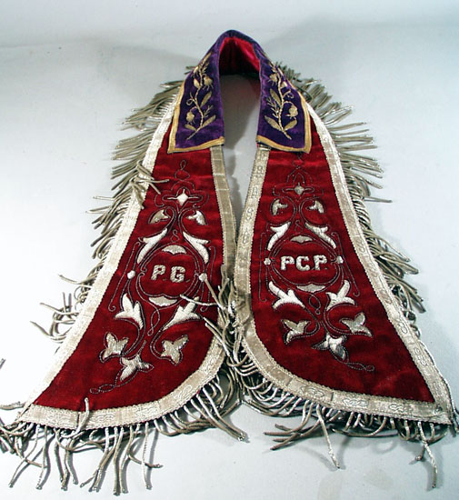 Late 1800s cerimonal Neck ware for Oddfellows
