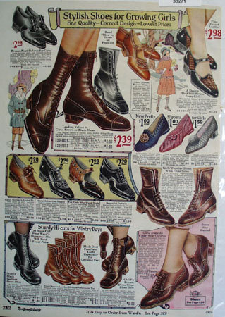 Montgomery Ward Shoes For Growing Girls Ad 1925