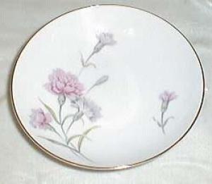Royal Court Carnation Fruit bowl.
