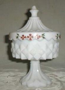 Westmoreland ? Covered Candy with handpainted poinsetta's