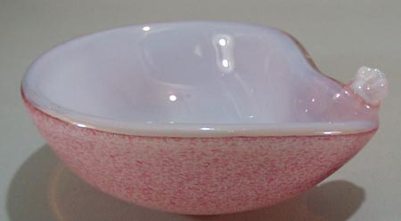 Venetian Cluthra type bowl fantastic, pink / white/ bubbled