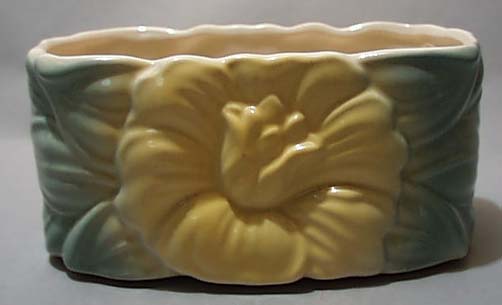 Royal Copley yellow/green Flower Vase