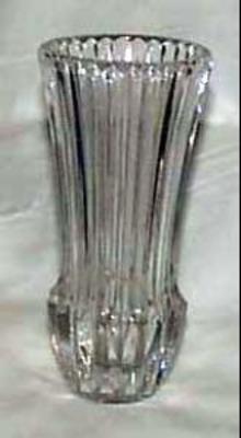 1977 Avon president club vase