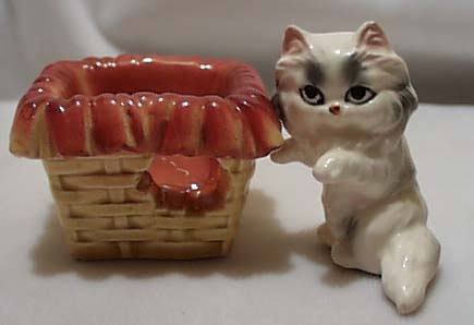 Persian White Kitty In Yellow Basket S & P