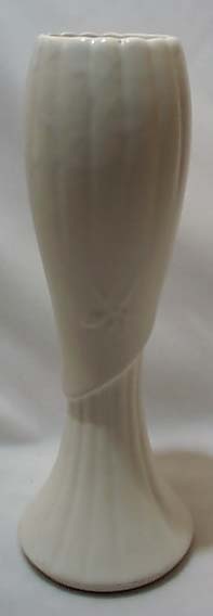Brush Drape Vase Milk White Glaze