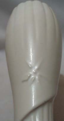 Brush Drape Vase Milk White Glaze