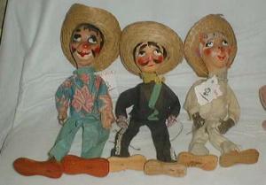3 puppet marranietts