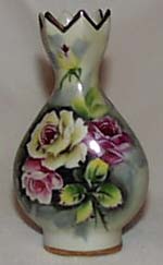 Vacago roses vase with pointed top, unusual t