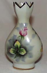 Vacago roses vase with pointed top, unusual t